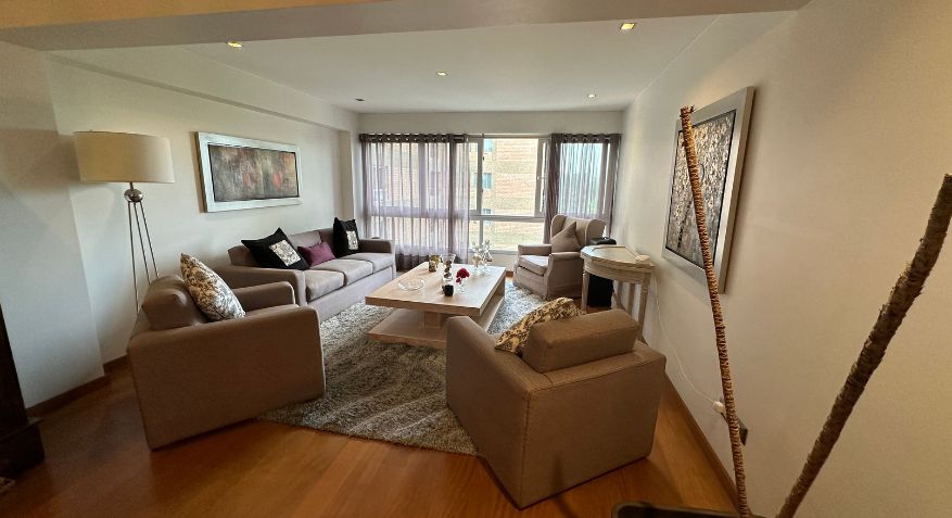 Oportunidad  venta excelente departamento remodelado en San Isidro vista al Golf