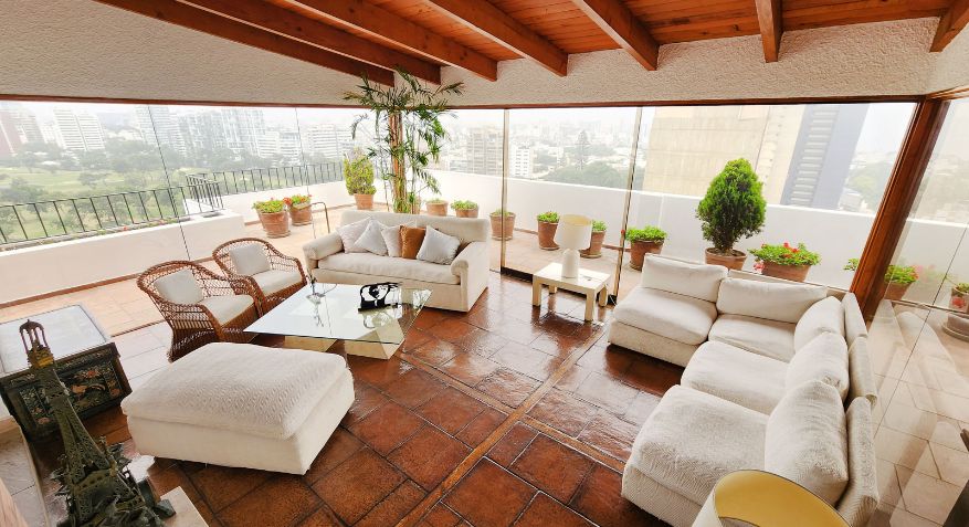 Penthouse en venta con vista espectacular al Golf de San Isidro, diseño único